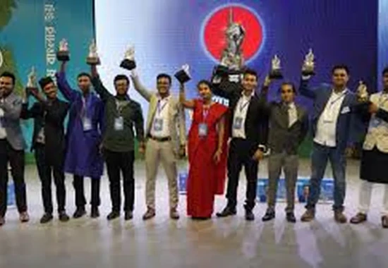 Team Smart comprises bunch of young entrepreneurs